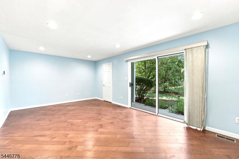Property listing MLS 4050293 photo 11