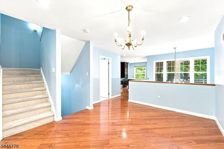 Property listing MLS 4050293 photo 16