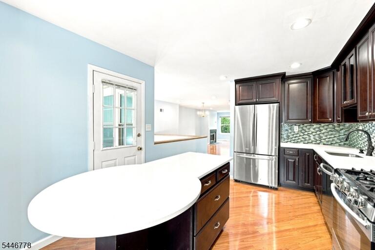 Property listing MLS 4050293 photo 25