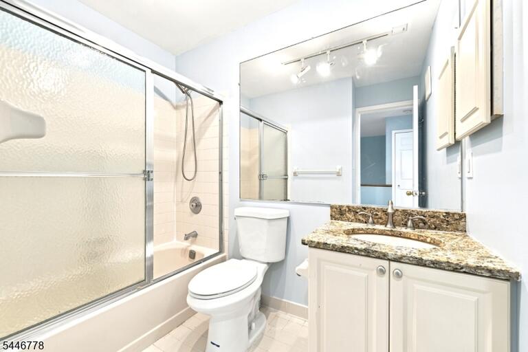 Property listing MLS 4050293 photo 30