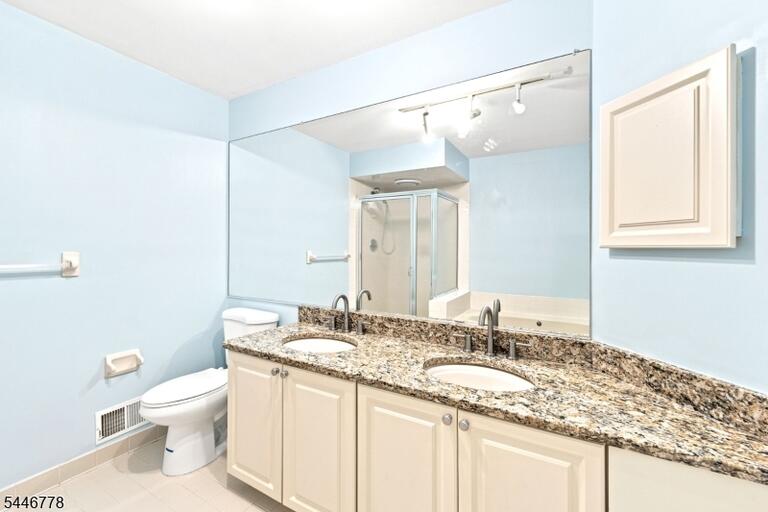 Property listing MLS 4050293 photo 35