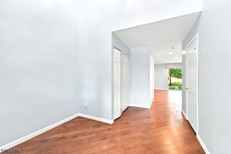 Property listing MLS 4050293 photo 7