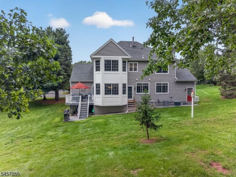 Property listing MLS 4050296 photo 25
