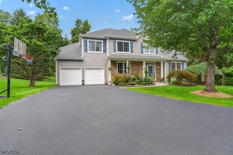 Property listing MLS 4050296 photo 32
