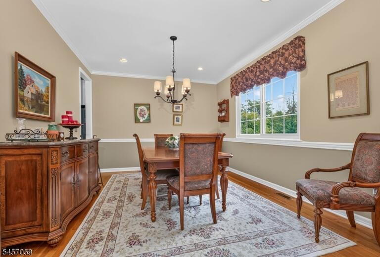 Property listing MLS 4050296 photo 5