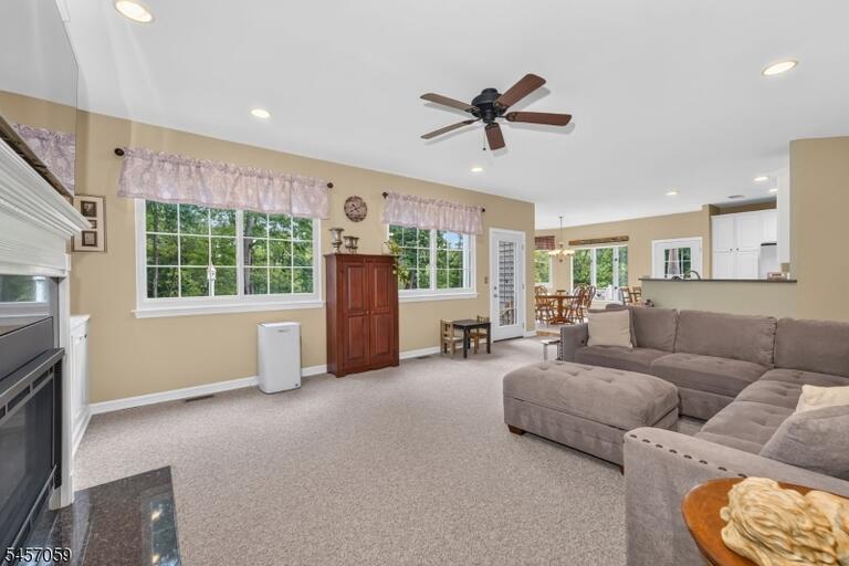 Property listing MLS 4050296 photo 9