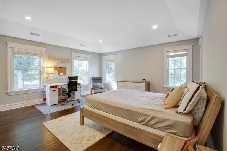 Property listing MLS 4050306 photo 3