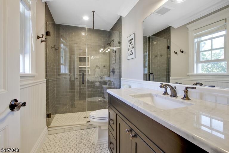 Property listing MLS 4050306 photo 6