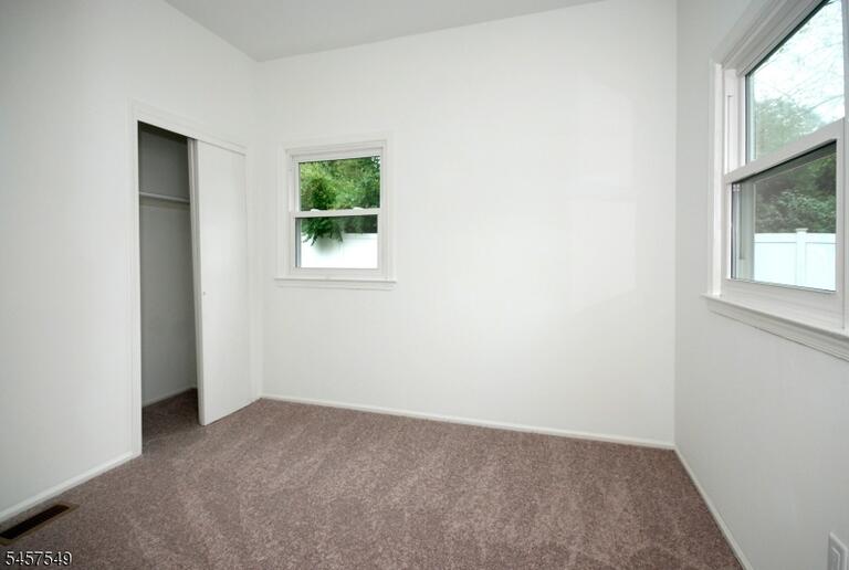 Property listing MLS 4050307 photo 22