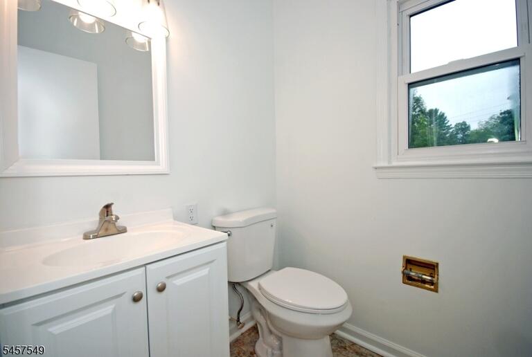 Property listing MLS 4050307 photo 23