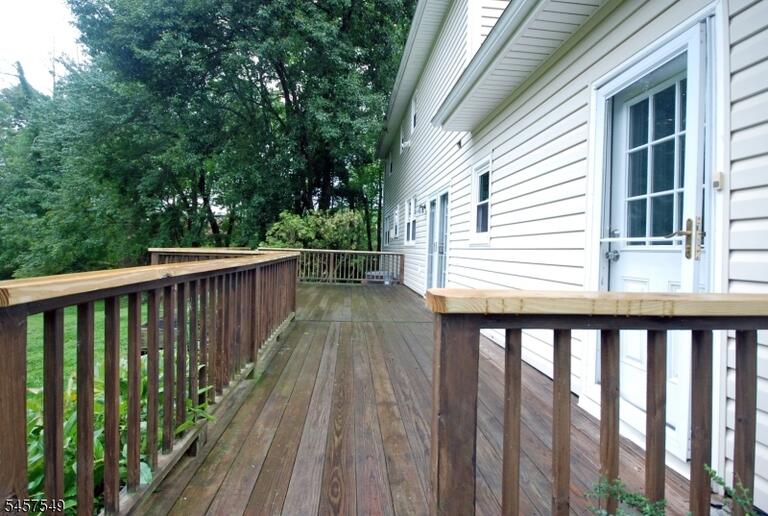 Property listing MLS 4050307 photo 35