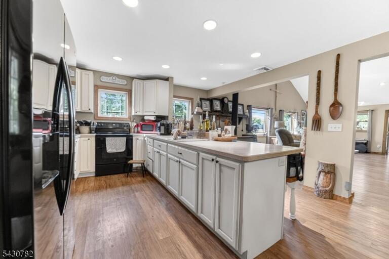 Property listing MLS 4050308 photo 12