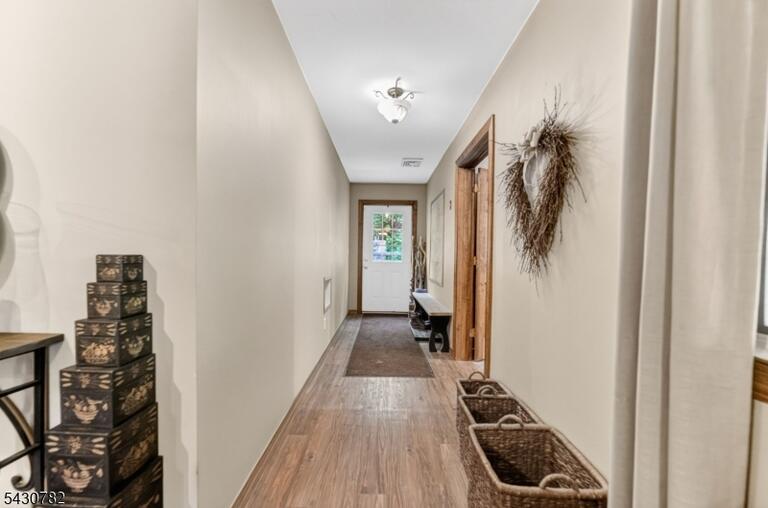 Property listing MLS 4050308 photo 32