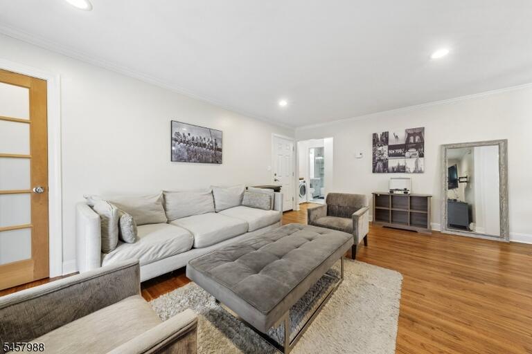 Property listing MLS 4050309 photo 7