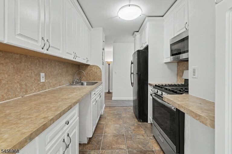 Property listing MLS 4050313 photo 15
