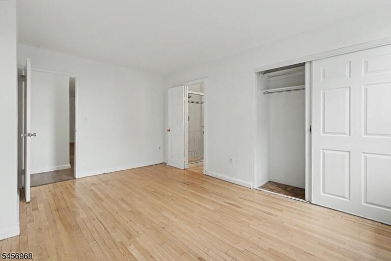 Property listing MLS 4050313 photo 18