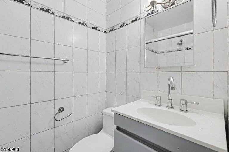 Property listing MLS 4050313 photo 25