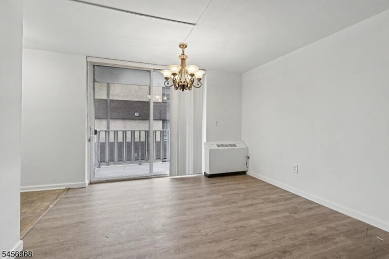 Property listing MLS 4050313 photo 7