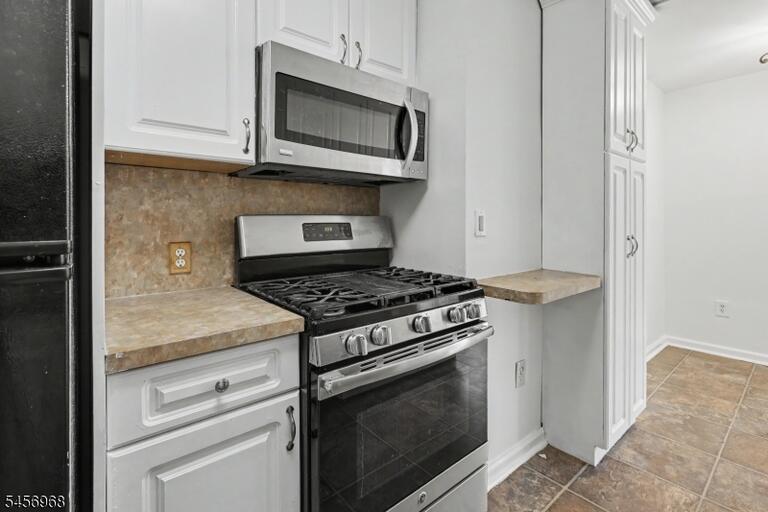 Property listing MLS 4050313 photo 9