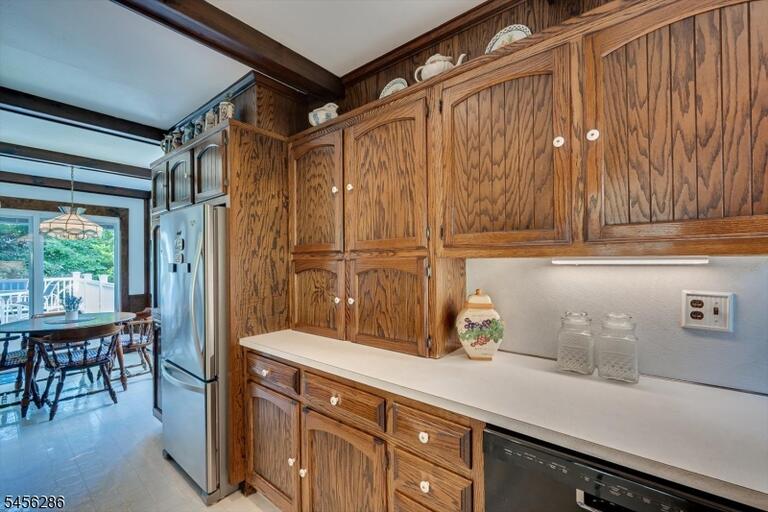 Property listing MLS 4050317 photo 27