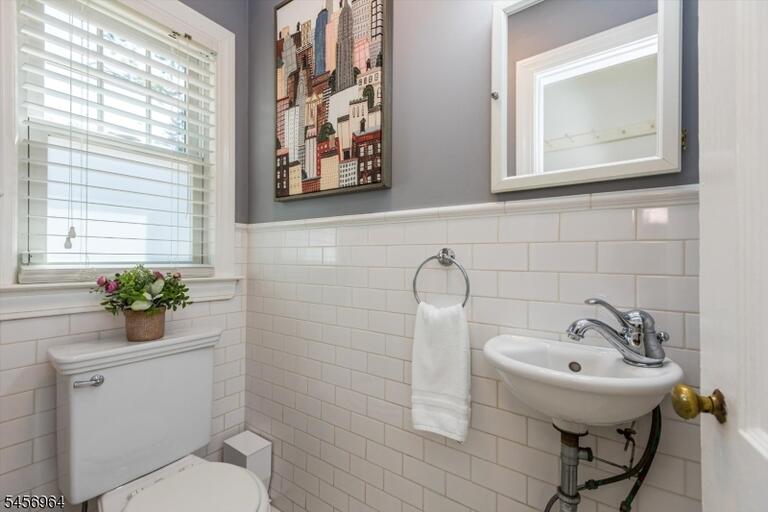 Property listing MLS 4050324 photo 20