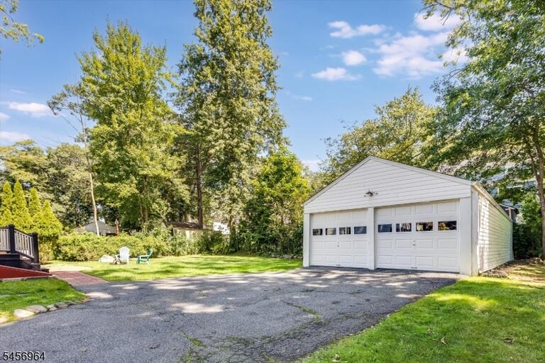 Property listing MLS 4050324 photo 35