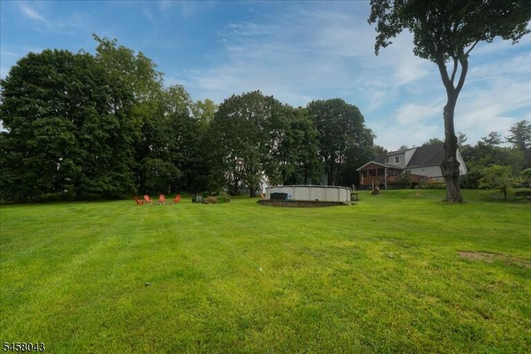 Property listing MLS 4050334 photo 34