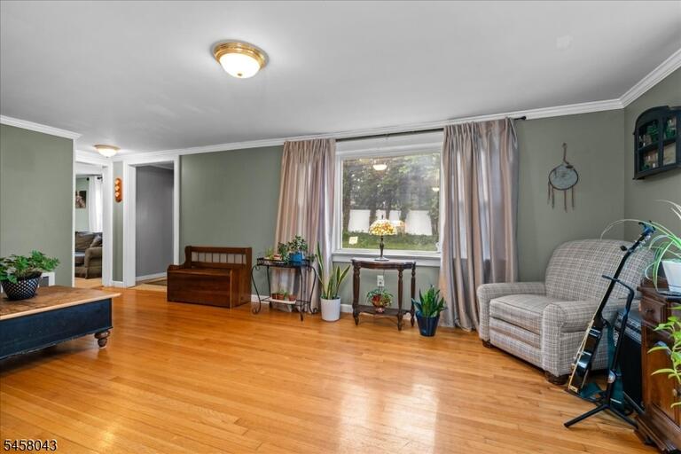 Property listing MLS 4050334 photo 6