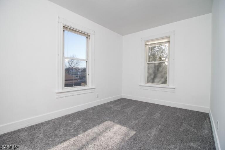 Property listing MLS 4050340 photo 18