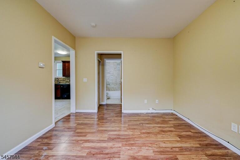 Property listing MLS 4050360 photo 17