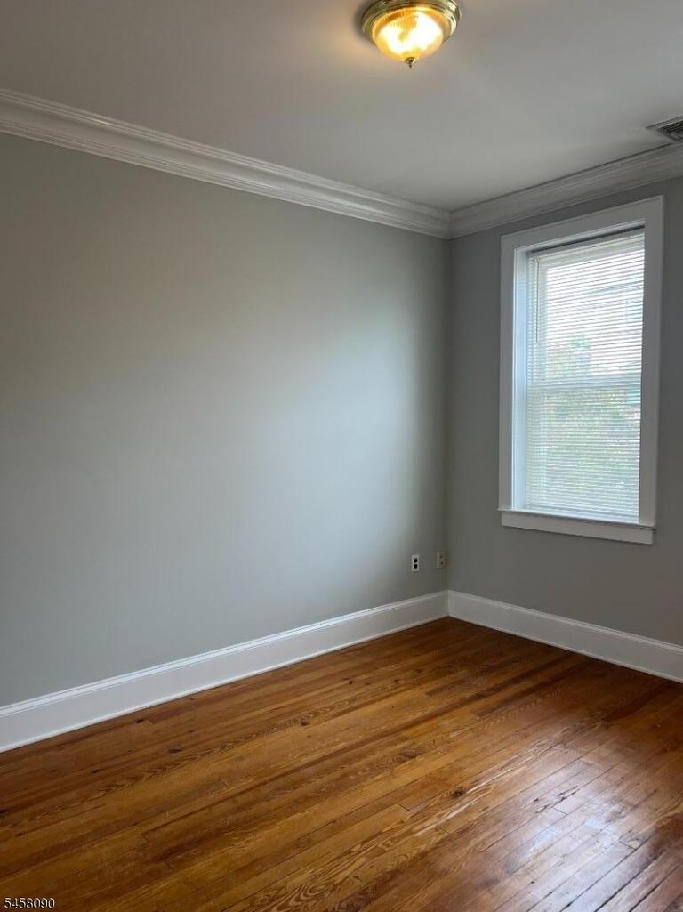 Property listing MLS 4050365 photo 3