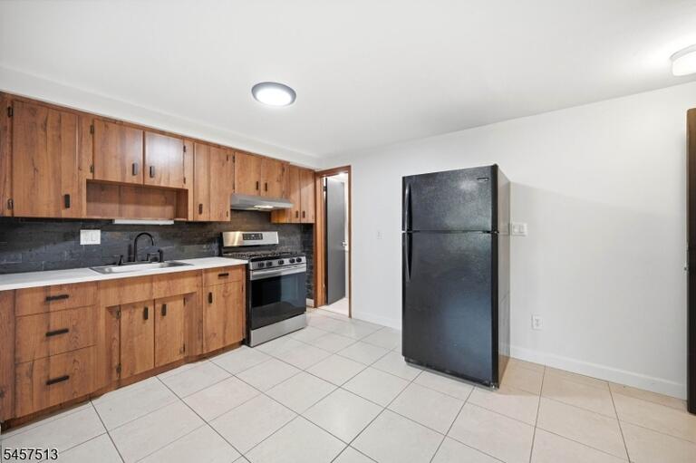 Property listing MLS 4050378 photo 31
