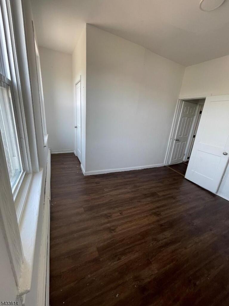 Property listing MLS 4050414 photo 4